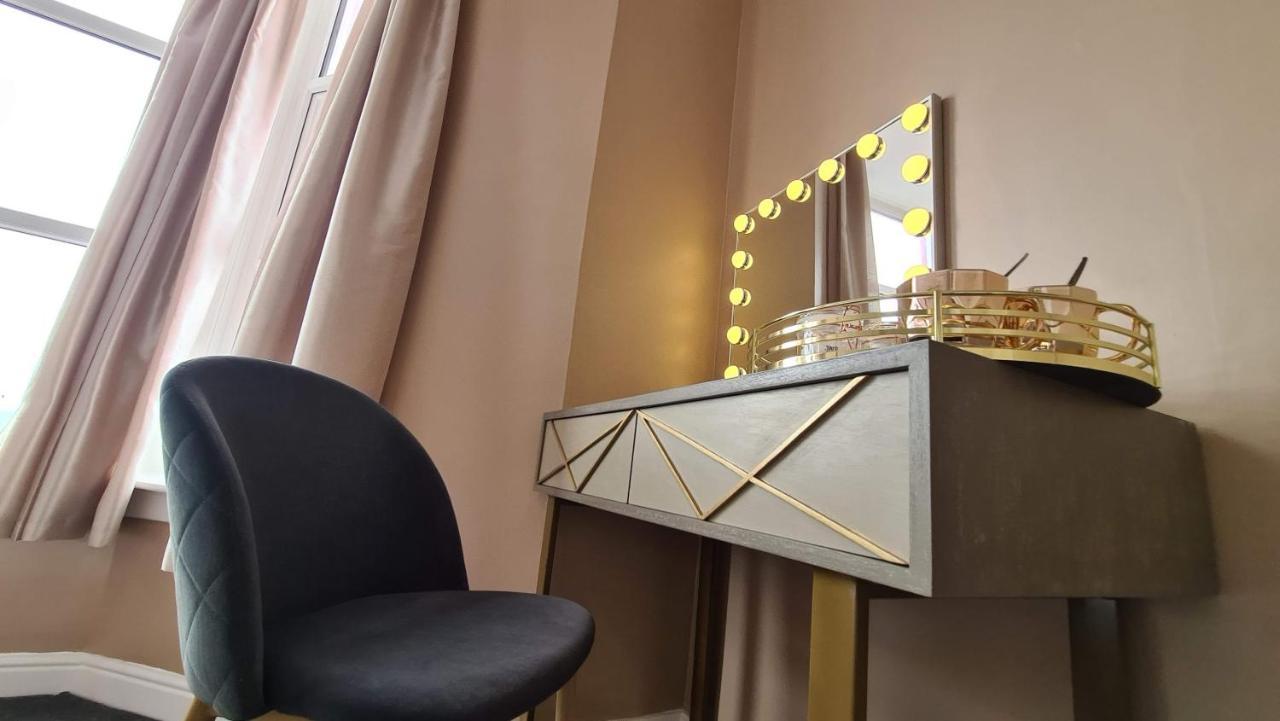 Tiffany'S Hotel Blackpool Ngoại thất bức ảnh