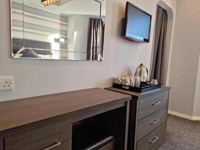 Tiffany'S Hotel Blackpool Ngoại thất bức ảnh